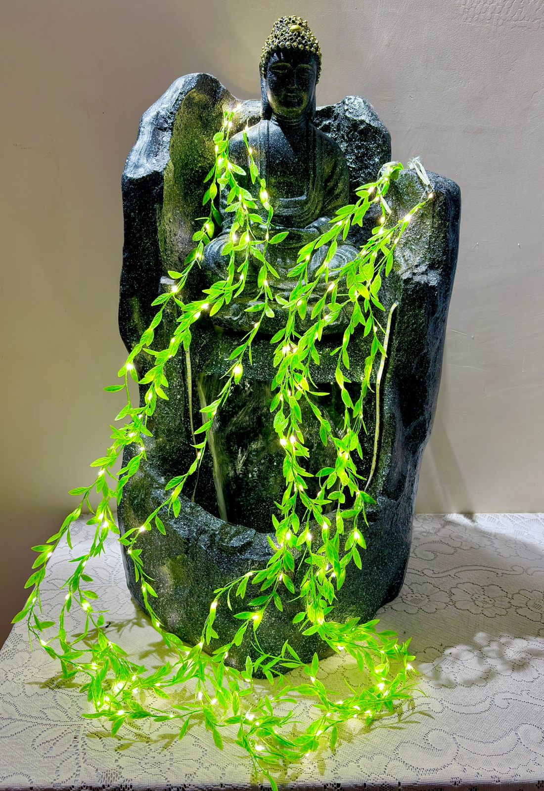 LED Leaf Vine String Lights – Decorative Greenery Fairy Lights for Home & Events