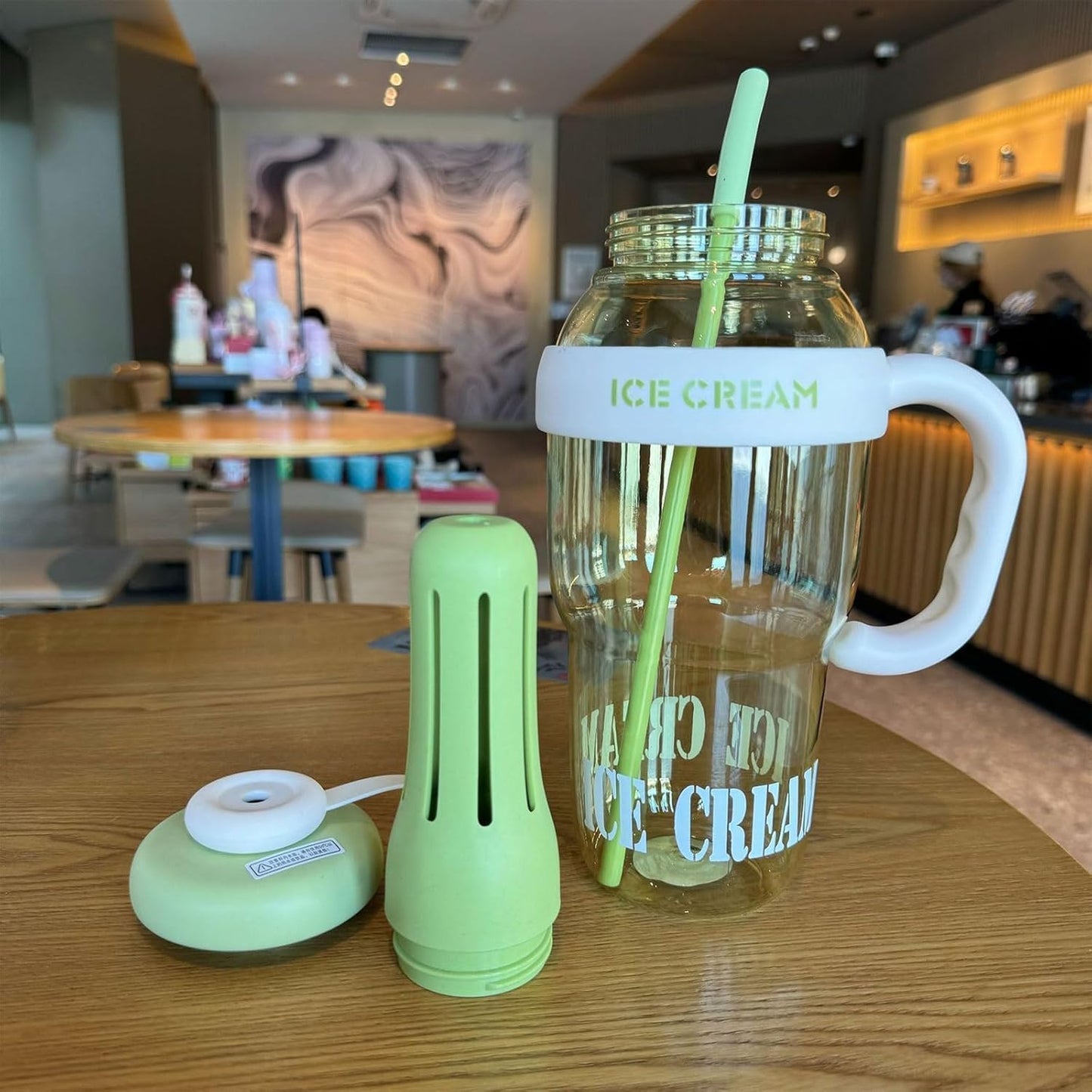 Ice Cream Tumbler for Gym 1200ml  ( Multicolor)